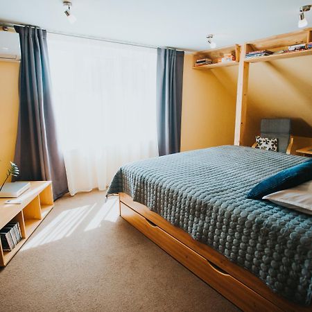 Oaze Gimenei Apartment Pavilosta Luaran gambar